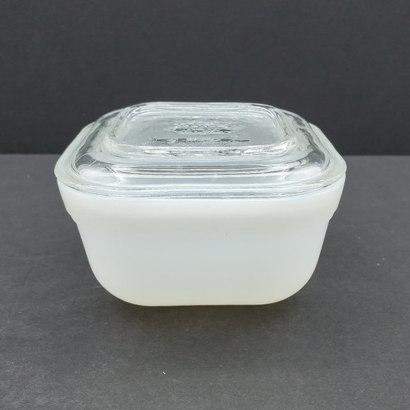 Fire King White Milk Glass Small Refrigerator Dishes Glass Lid - Picture 2 of 11